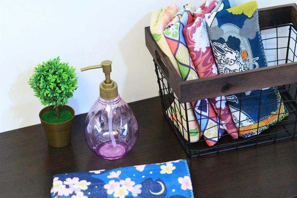 A Soft and Fluffy Tenugui Towel Made of Gauze with Patterns On Both Sides Triple-layered (Karin)