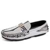2025 Autumn Doudou Shoes Men's Glossy Men's Loafers Breathable Soft Sole British Casual Shoes Foreign Trade Large Size Leather Shoes