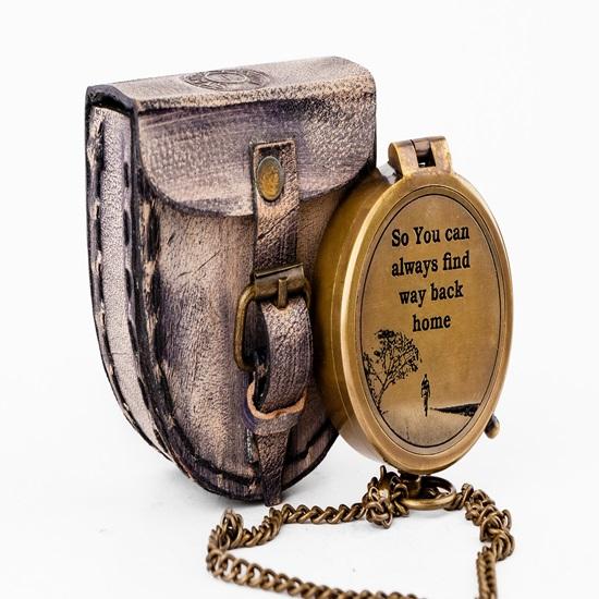 

Рабочий компас из латуни 5,08 см с кожаным футляром в подарок ему, морской коллекционный инструмент