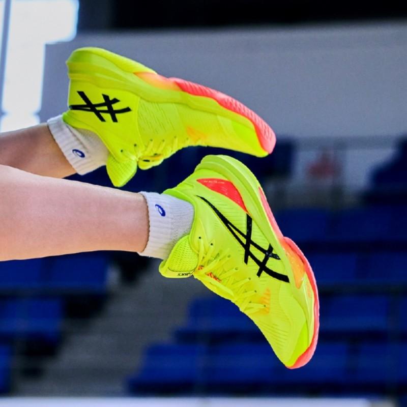 Asics Sky Elite FF 3 Paris Unisex Sneakers Yellow Safety-Yellow Black 1051A085-750