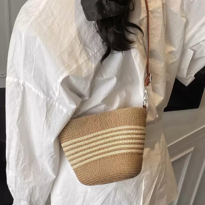 Straw bag women's summer woven bag handbag seaside vacation messenger bag large capacity women's bag tote bag