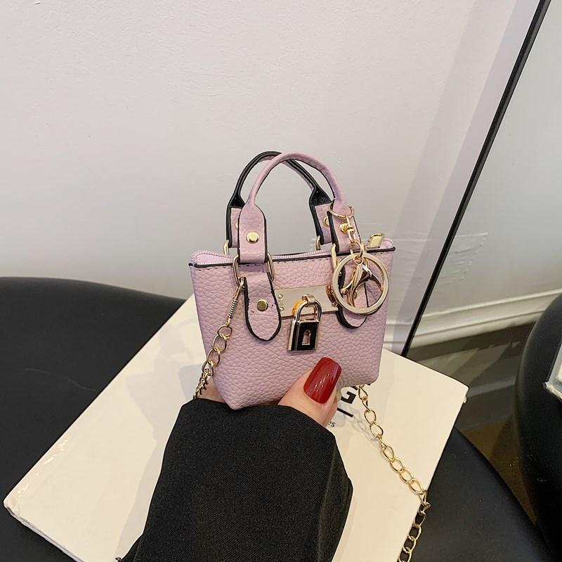 Korean version of girls' crossbody portable small square bag summer new personalized classic children's hand carry one shoulder crossbody bag