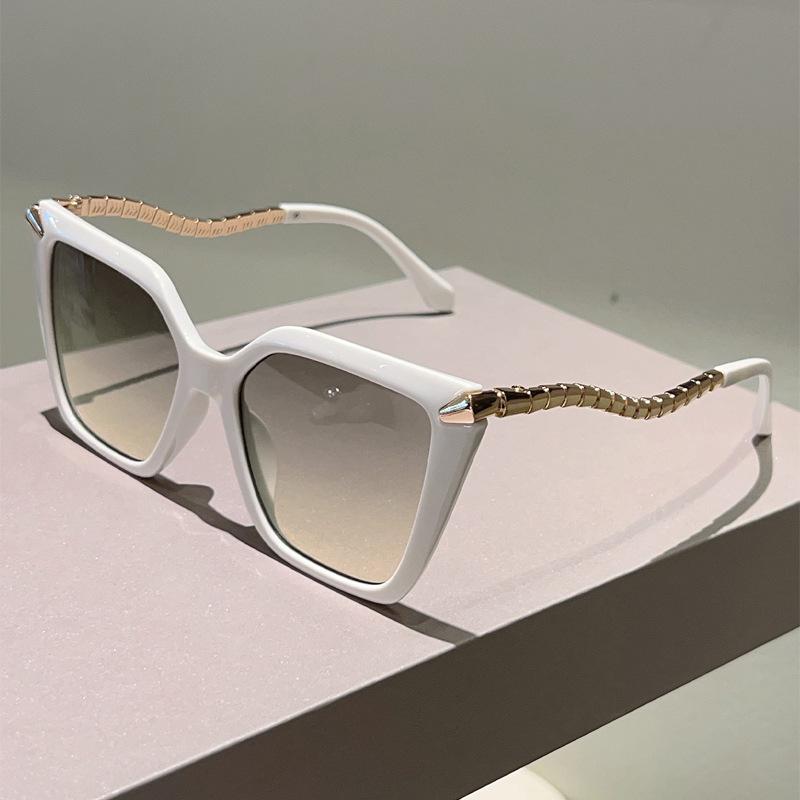 Metal Snake Sunglasses Women For Female Luxury Brand Designer Sun Glasses Punk Popular Vintage Big Frame Sexy Lady Shades Uv400