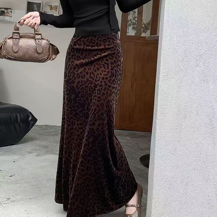 Velvet Leopard Print Skirt Women Autumn Winter High Waist Slim Casual Versatile Draping A Line Maxi Skirt