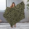 Warm Fleece Blanket with Geometric Pattern Decorative Throw Blanket Sofa Bed Living Room Bedding Soft Warm Cozy Gift