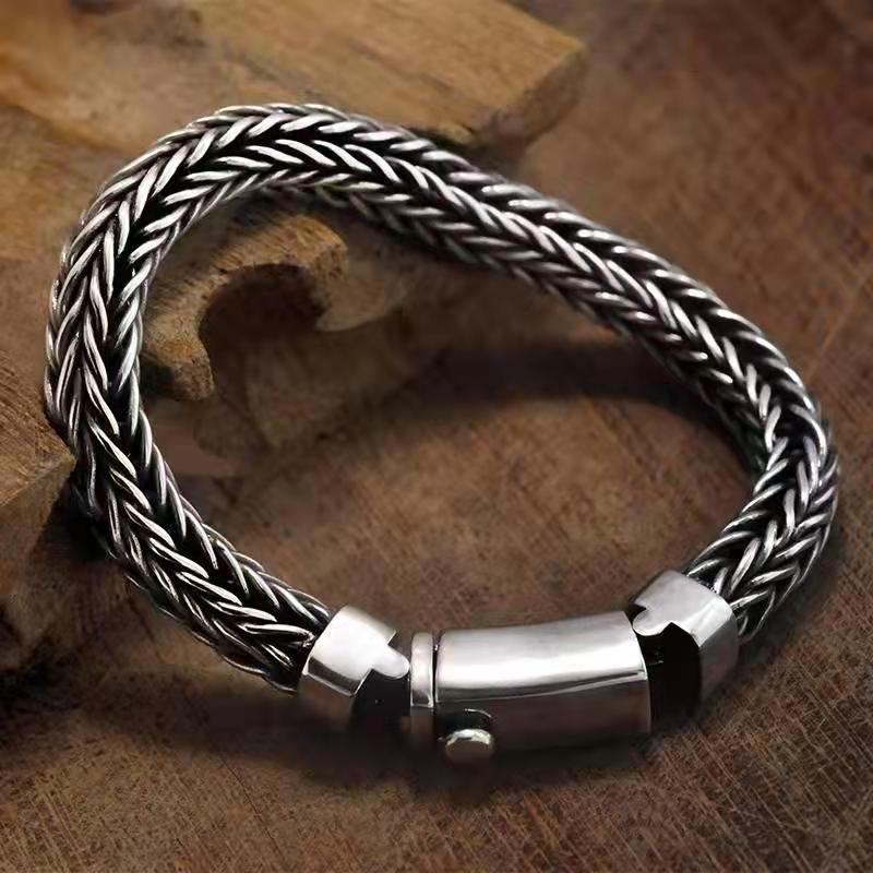 New Product Bracelet, Retro and Domineering Thick Style, Men's Personalized Dragon Bone Engraved Bracelet