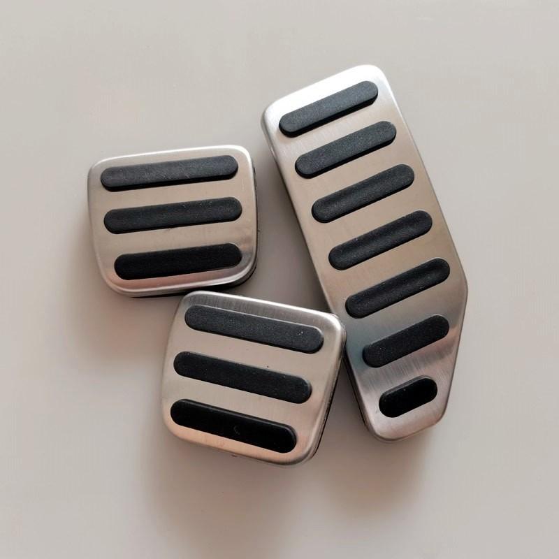 For Isuzu D-MAX 2024 Car Accessory Stainless Steel Brake Accelerator Pedal Non-Slip Sleeve Clutch Wear Pad 2017-