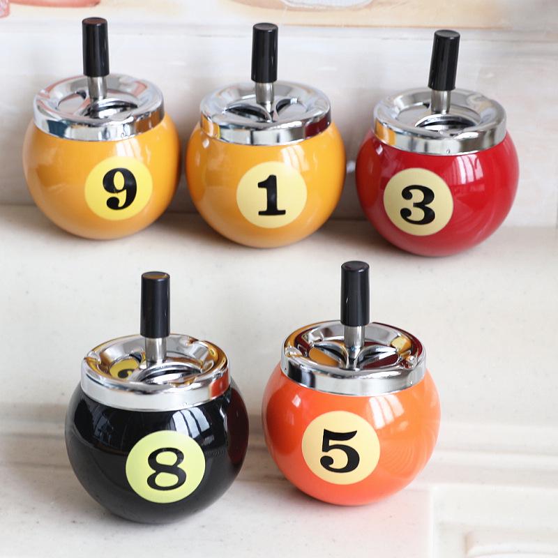 Large Star Moon Billiards Ashtray with Lid - Creative Anti-Fly Metal Iron Decor