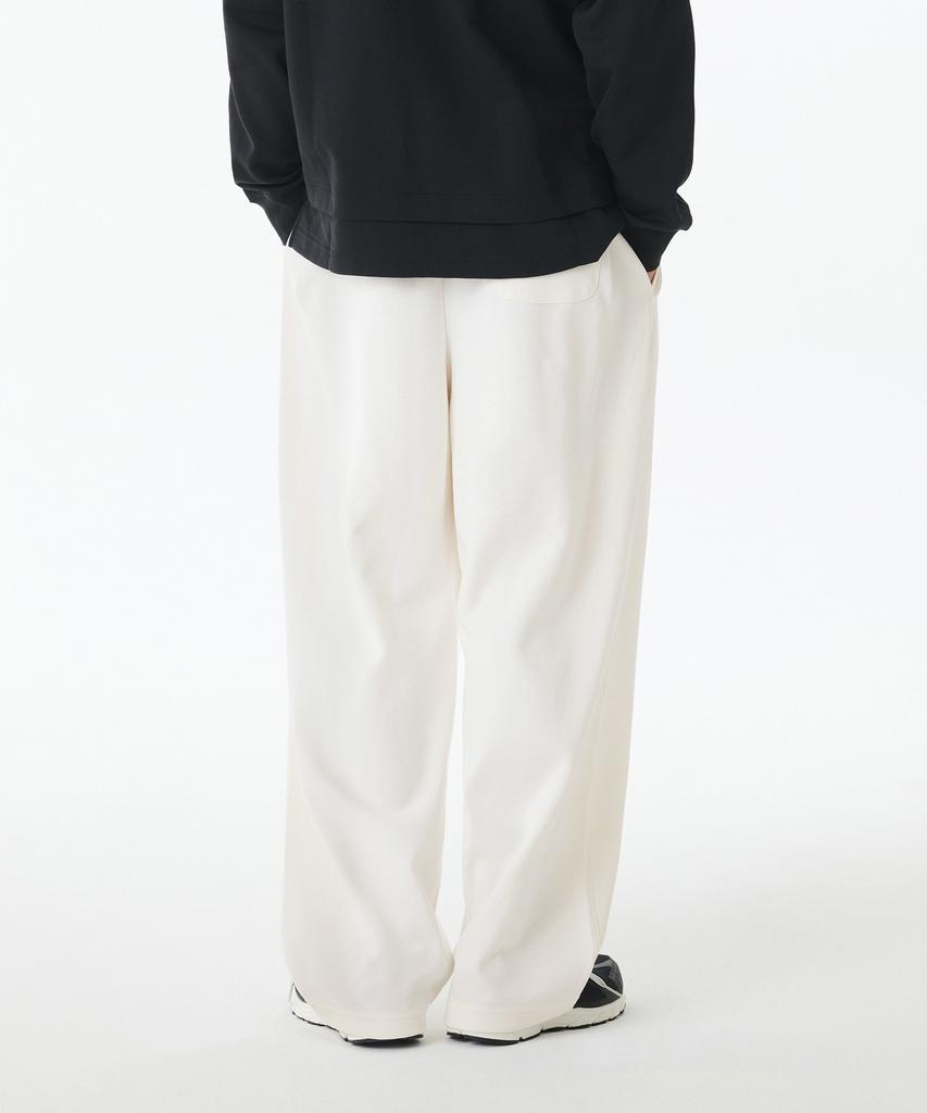 MUSINSA STANDARD Double Knit Three-Pleat Wide Lounge Sweatpants [Cream]