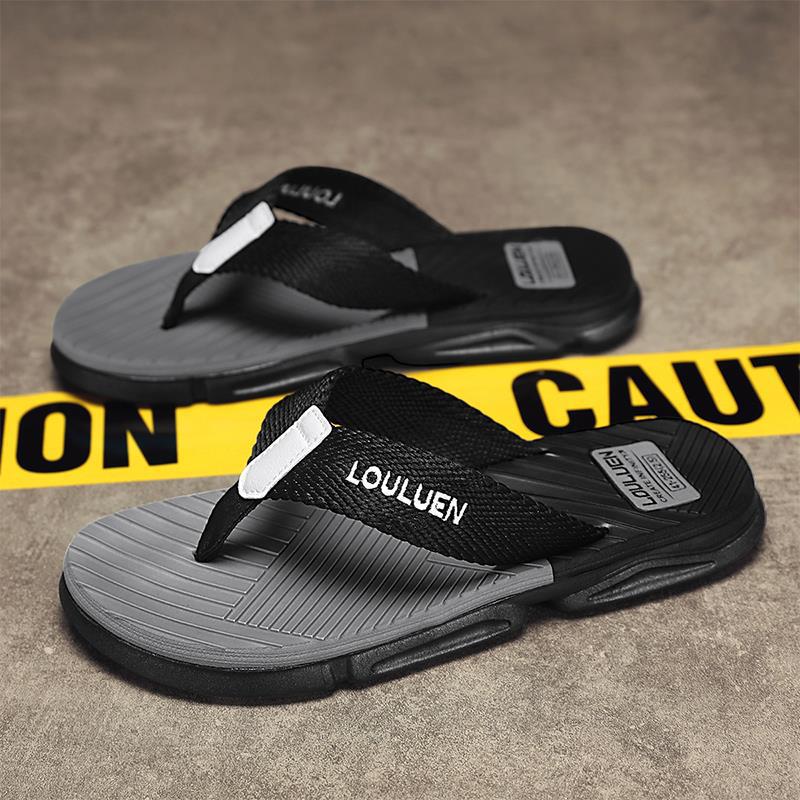 

Flip-flops men s 2025 new summer lightweight, breathable, non-slip and wear-resistant men s outdoor creek wading pinch slippers 39