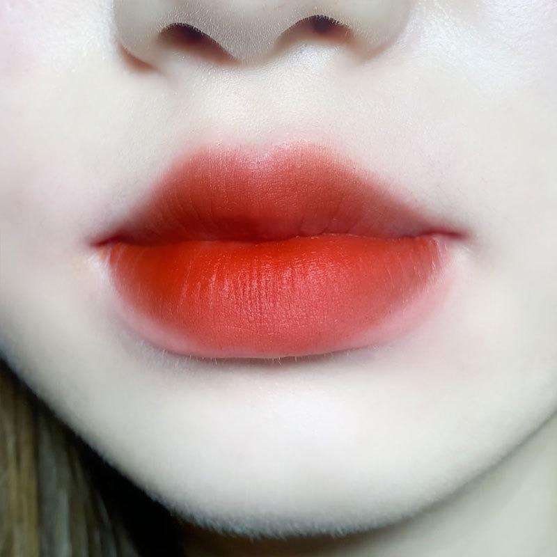 Velvet Matte Long Lasting Lip Mud Lipstick For Women Daily Makeup