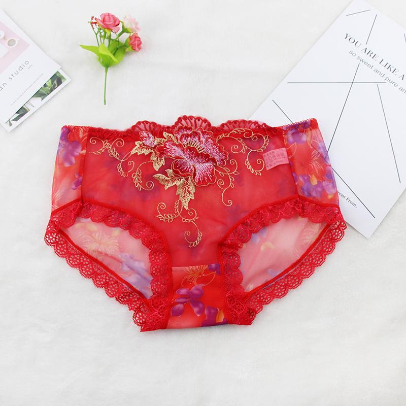 

Женские прозрачные трусики средней посадки с кружевной отделкой и вышивкой в виде роз XL красный