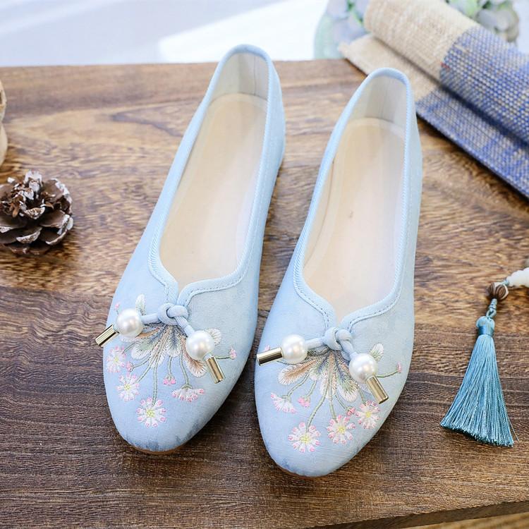 Fashion Oriental Aesthetic Pearl - Tassel Embroidered Wedge Shoes | Hanfu - Ready Vintage Court - Style Shoes