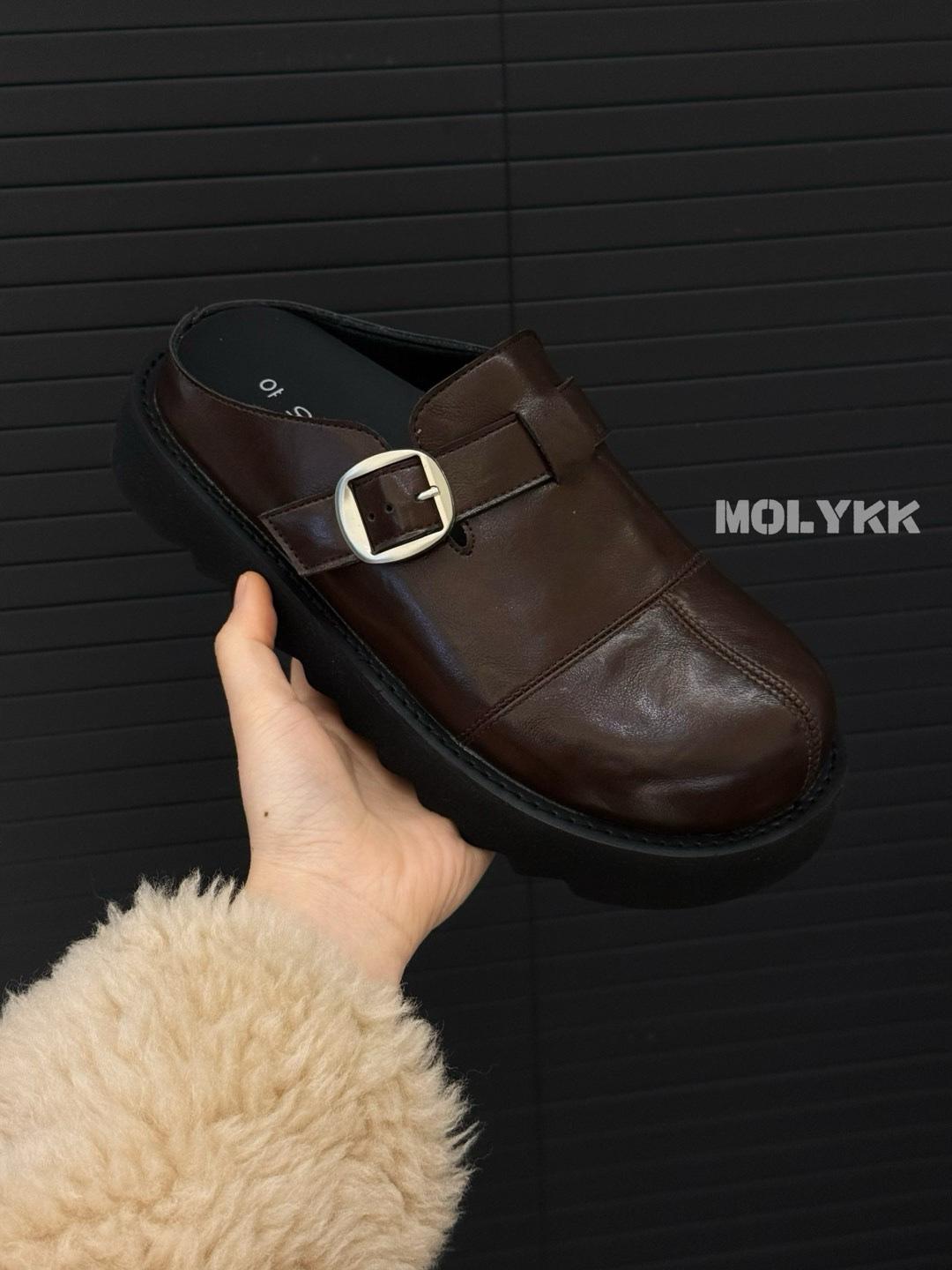 

Большие головки премиум черные тапочки с увеличенной толстой подошвой женские ретро премиум ощущение баотоу полутапочки модные 40 коричневый