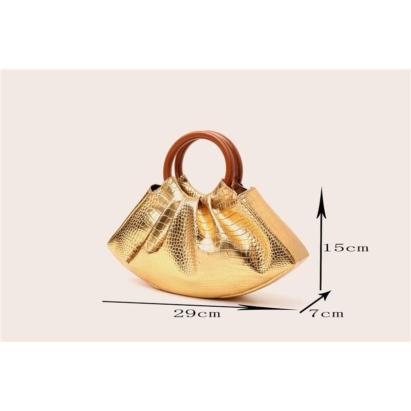 Ladies Handbag Super Temperament Fashion Pleated Hand Bag Cloud Bag Dinner Bag