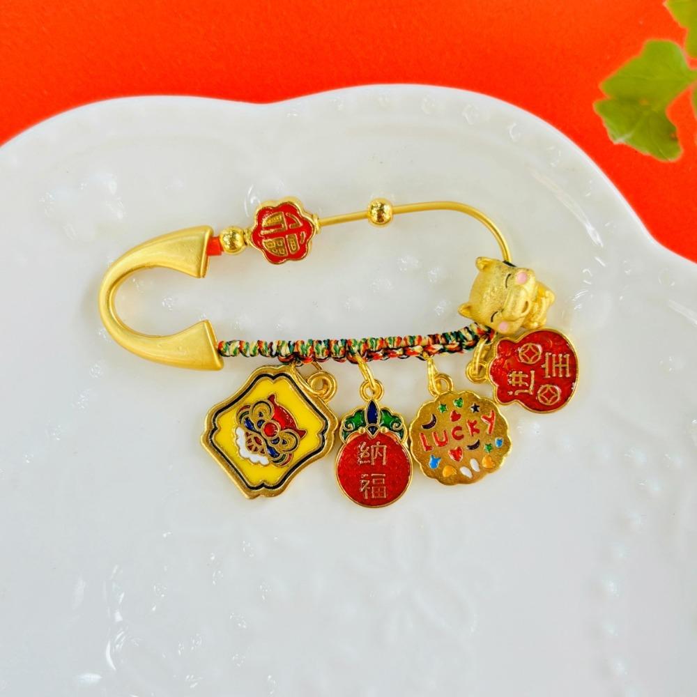 Gold Color Zodiac Horse Brooch Pendant Pony Sand-plated Ornaments Guardian Brooch  Newborn Baby