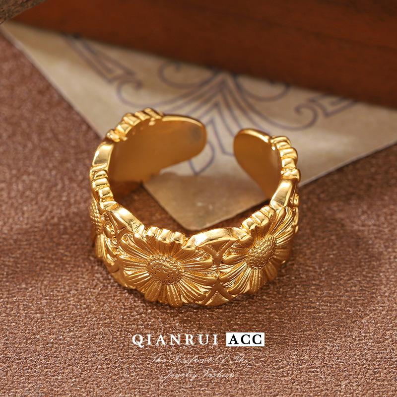 French retro personalized relief small daisy open ring light luxury high sense fashion commuter design jewelry