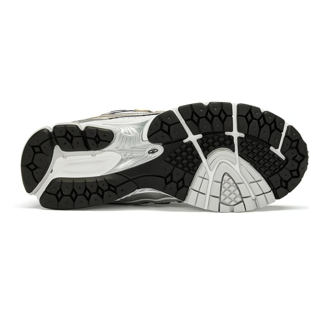 New Balance Herren 1906R Weiß Silber Metallic Unisex Sneaker Rain-Cloud M1906RI