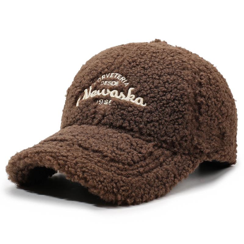 Autumn and Winter New Thermal Cap Women's Embroidered Letters Show The Face Small Fashion Casual Lamb Wool Baseball Cap