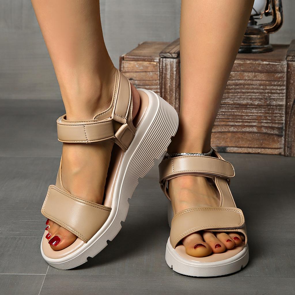 Summer Women's New Sports and Leisure Flat Sandals New Lightweight Soft Sole Versatile Super Soft Beach Shoes