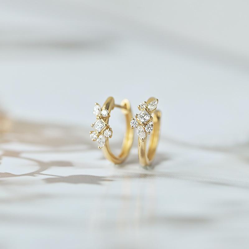 Orecchini a Cerchio Semplici alla Moda con Zirconi per Donna Argento Sterling 925 Orecchini Huggie Scintillanti Gioielli per Fidanzamento Regali
