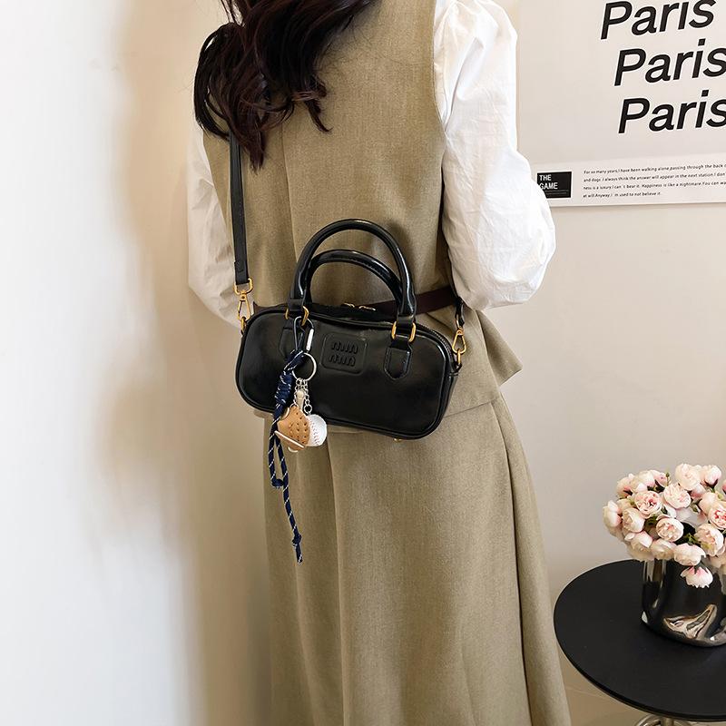 

Осінньо-зимові сумки, жіноча модна сумка-подушка Бостон, повсякденна елітна сумка, універсальна сумка через плече Tide чорний