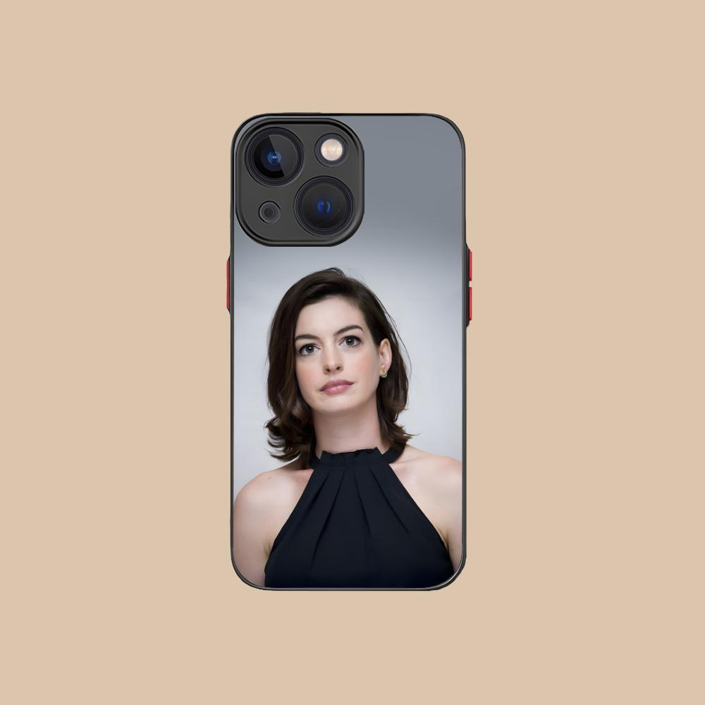

Anne Hathaway Mobile Phone Case for iPhone 17 16 15 14 13 12 11 X XR XS 8 7 Air Pro Max Plus Mini Colorful Silicone Cover Luxury iPhone 7 Plus