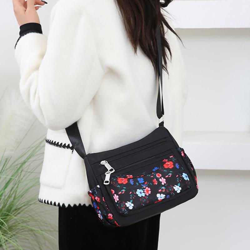 Mote Ny Middelaldrende Mamma-veske Stor kapasitet Trykt Flerlags Skulderveske Lett Casual Joker Dame Crossbody-veske