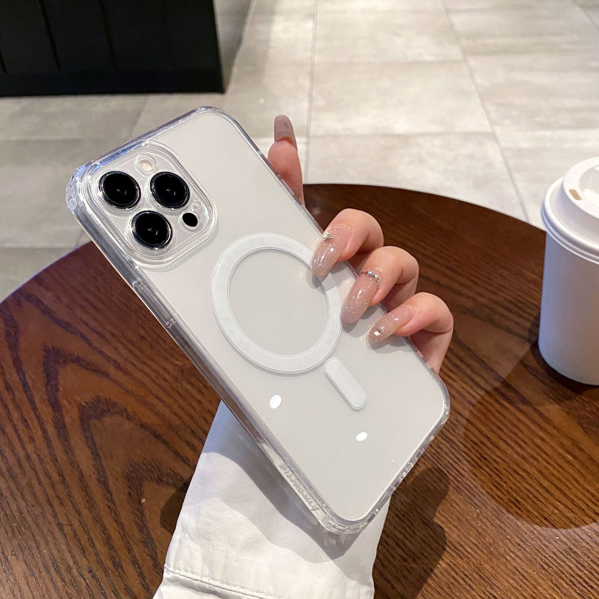 

Magnetic Suction for IPhone16promax Mobile Phone Case Magsafe Apple 14Pro Transparent 14 Hard Shell PC Apple 12