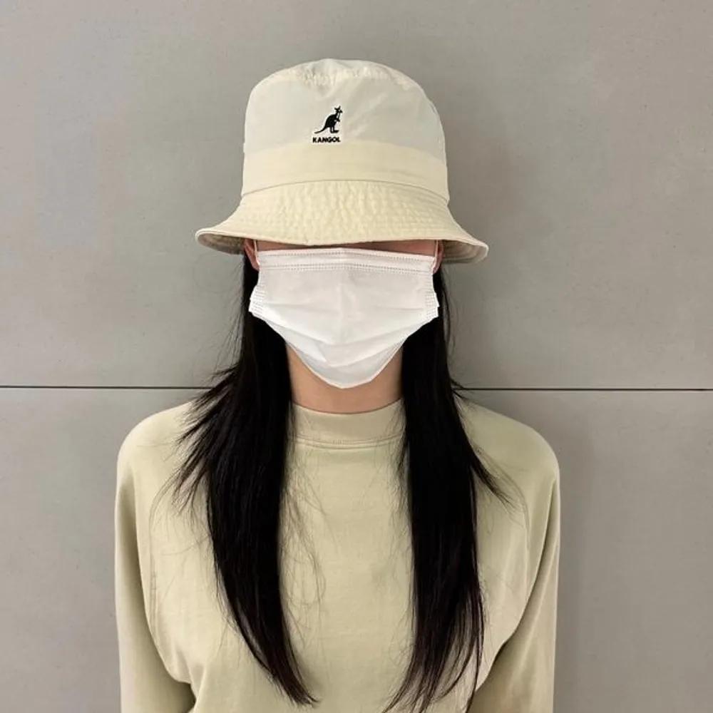 KANGOL Hat Kangol Nylon Ripstop Bucket 4508 Ivory Bucket Hat THE