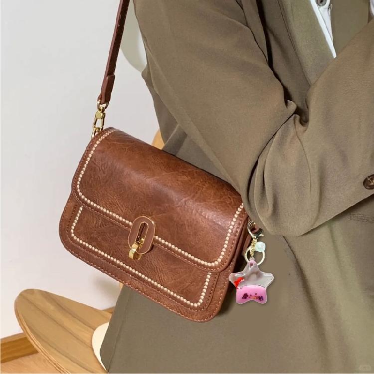 Eye Catching Pentagrams Keychain with Cartoon Animals Star Shaped Bag Pendant Accessories Fashionable Key Decoration
