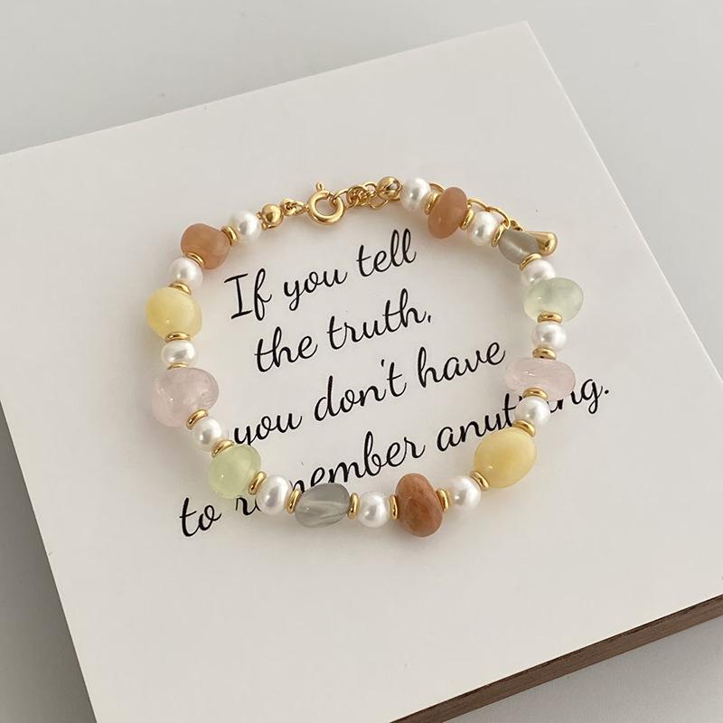 Retro pearl simple temperament bracelet zircon winter niche design bracelet