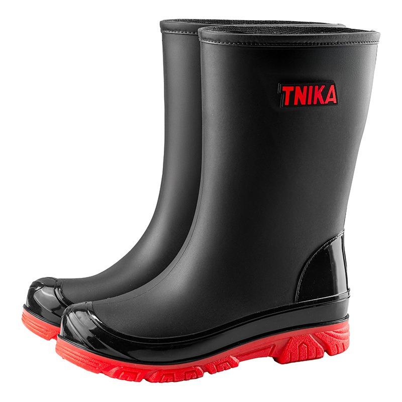 British fashion black and red men's medium rain boots night back beam of light waterproof shoes non-slip men's rain boots fishing foot protectors