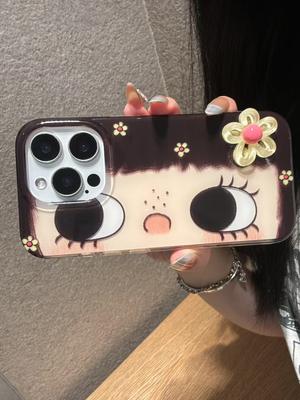 Cartoon INS Großaugen Comic-Mädchen mit 3D-Blumen-Haarnadel Niedliche Handyhülle für iPhone 17 16 15 14 11 12 13 Pro Max Plus Rückseite