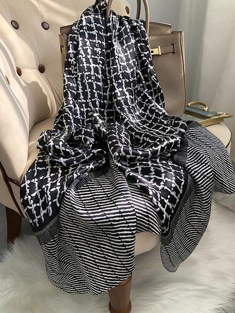 

Розкішний бренд осінь і зима для жінок, новий стиль, мода, відповідний колір, принт, шовковий шарф, жіноча популярна платок, пляжна шаль