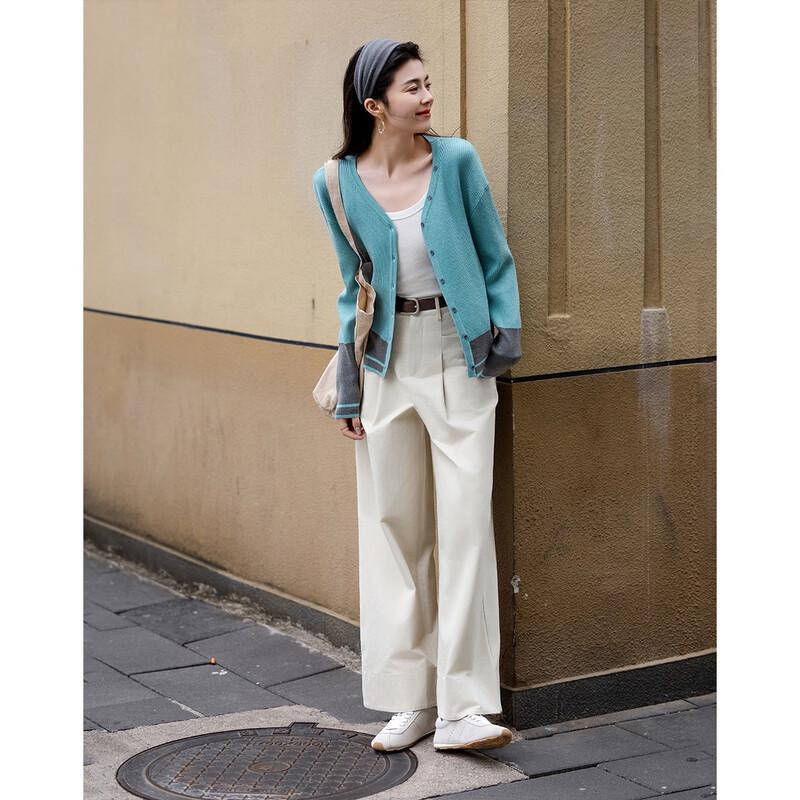 Demana Women's Cloud-Soft Wool Blend V-Neck Cardigan