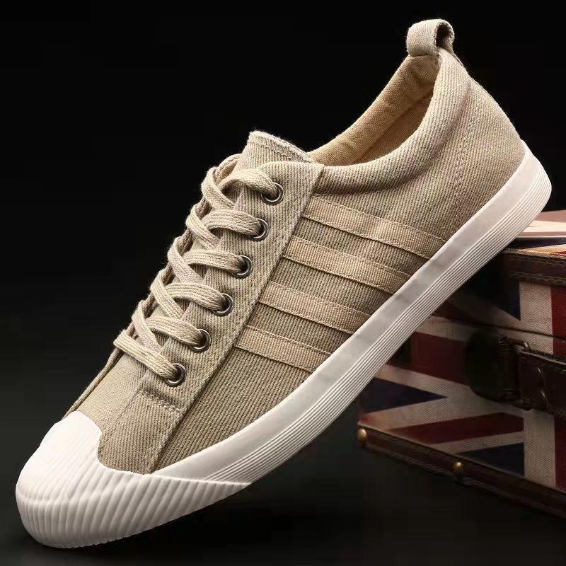 Men's shoes are breathable in , lazy canvas trendy shoes, casual board shoes, versatile men's work cloth shoes