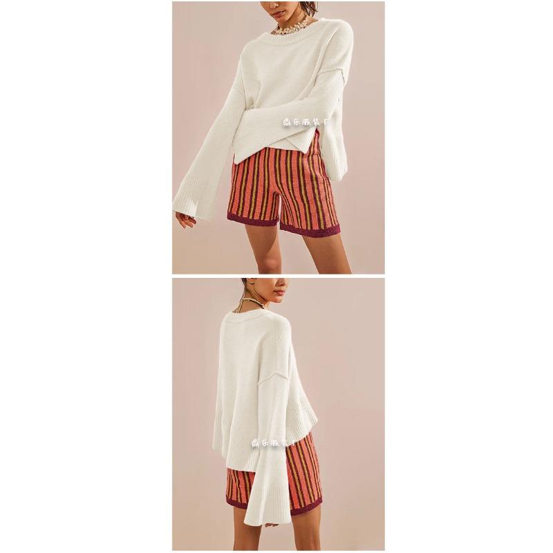 Women S Solid Color Round Neck Flare Sleeve Pullover Knit Sweater