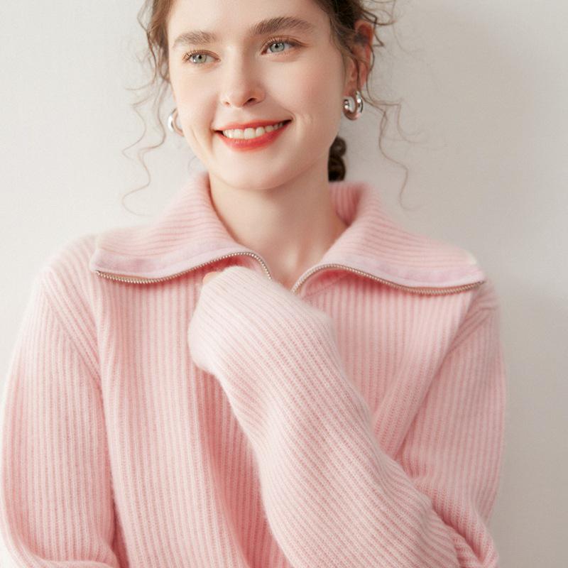 Women's Korean Style Half-Zip Cashmere Sweater - Loose, Slimming, Thickened Pullover with Turn-Down Collar for Autumn/Winter.