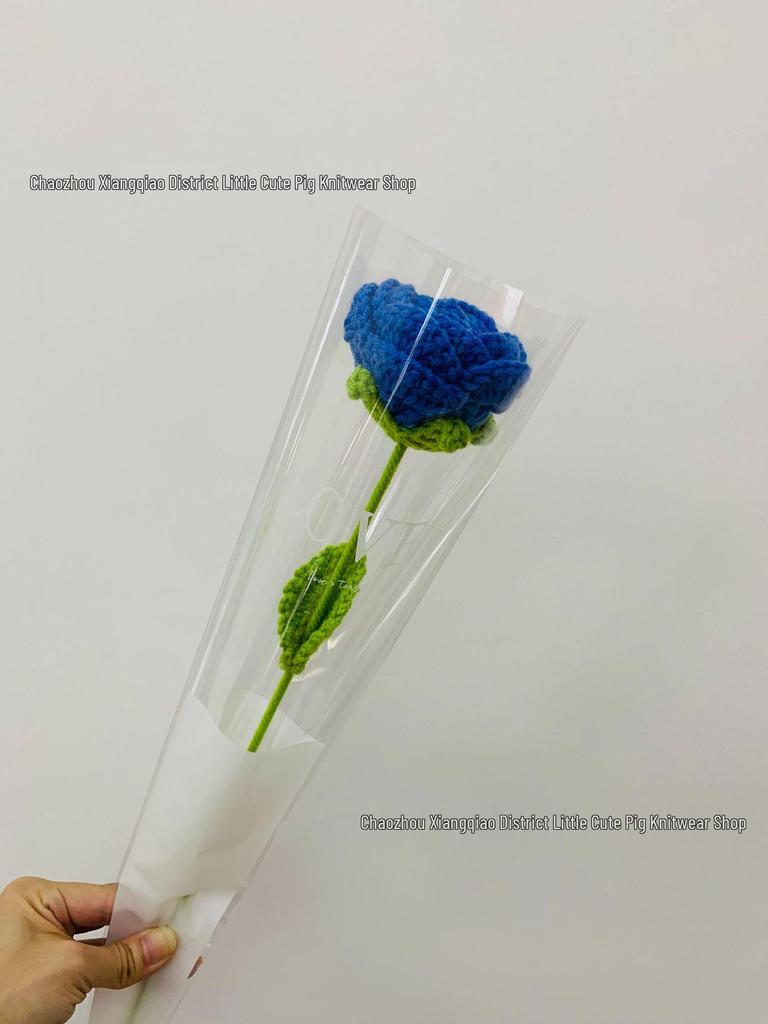 Hand-Knitted Gradient Rose Crochet Bouquet - Preserved Artificial Flowers Valentine's Gift