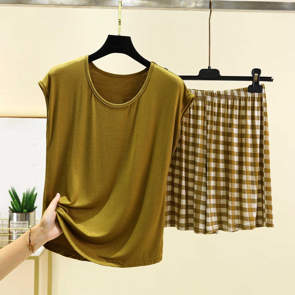 Ladies' Casual And Comfortable Round Neck Solid Color Top With Checkered Printed Shorts Plus Size Set