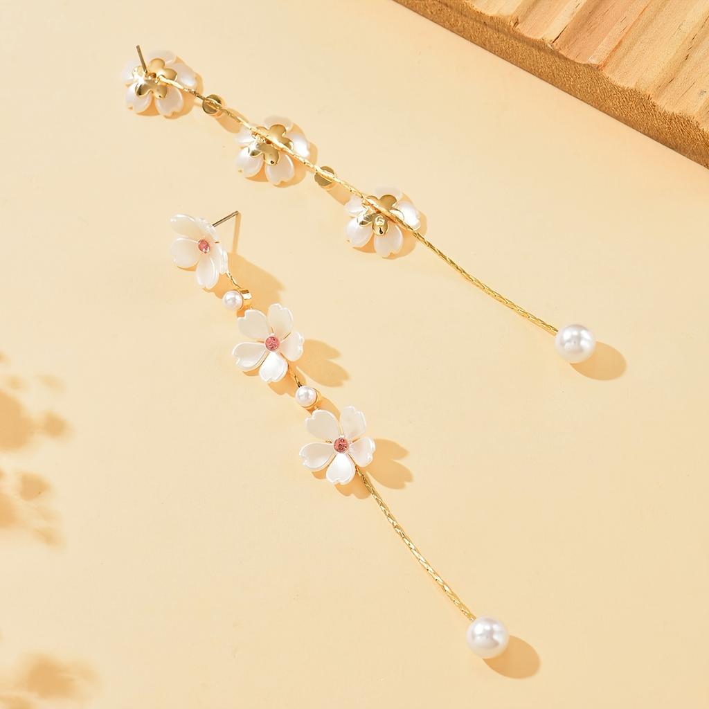 1Pair of Summer New Creative Flower Fringed Long Fashion Temperament Elegant Versatile Earrings