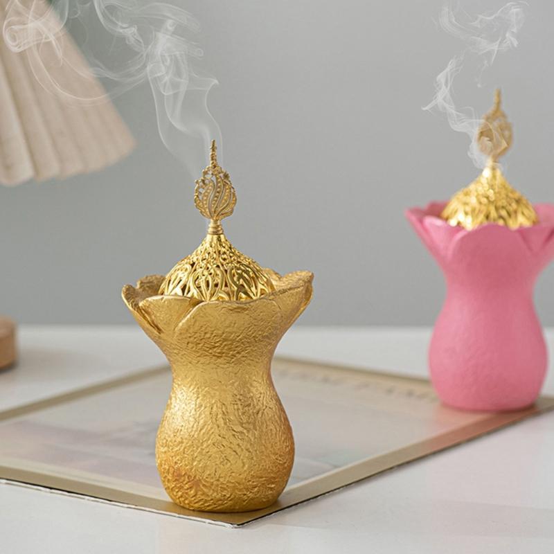 Carved Resin Bakhoors Icense Burners with Cover Middle Eastern Arabic Fragrances Diffuser for Islamic Festival Decoration