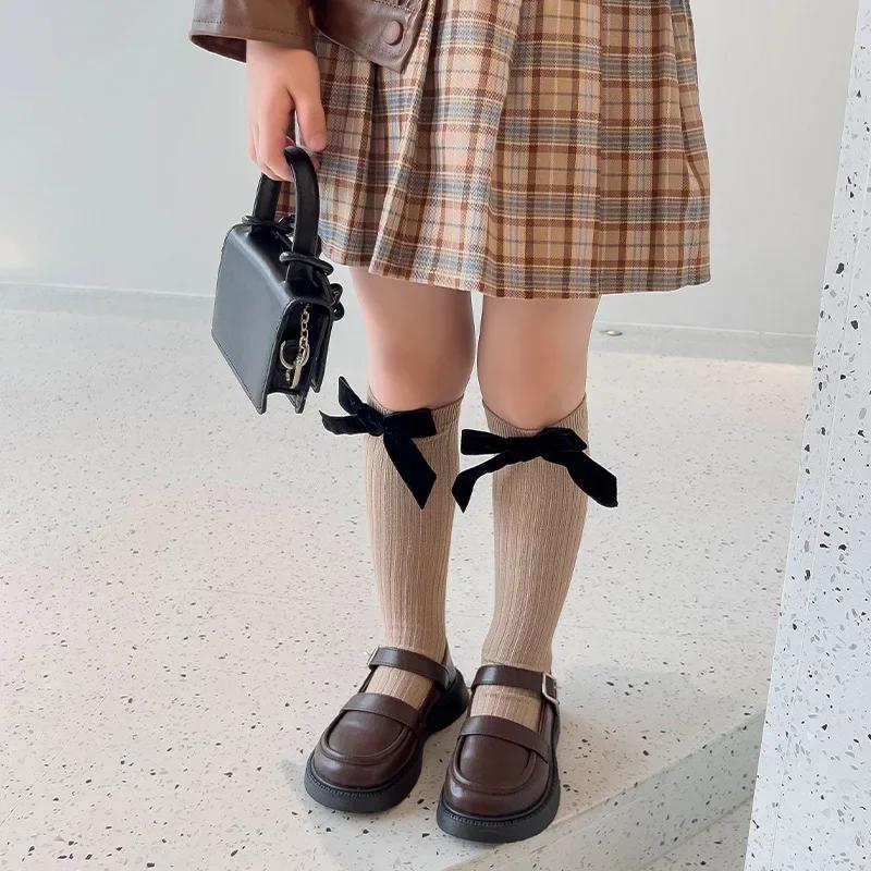 

1 пара детских носков до середины икры для девочек, милые жаккардовые носки бежевого, кофейного цвета для детей, гольфы в стиле принцессы с бантом для малышей one size белый