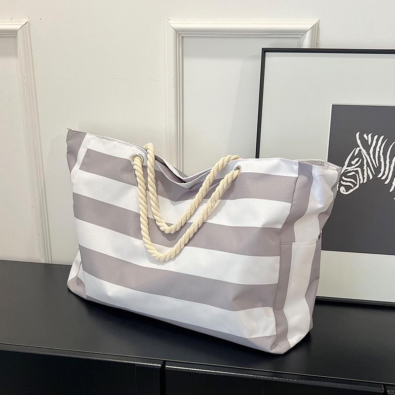 Petit sac bandoulière rayures fraîches grande capacité pour femme nouveau sac en toile loisirs étudiant sac de cours sac fourre-tout
