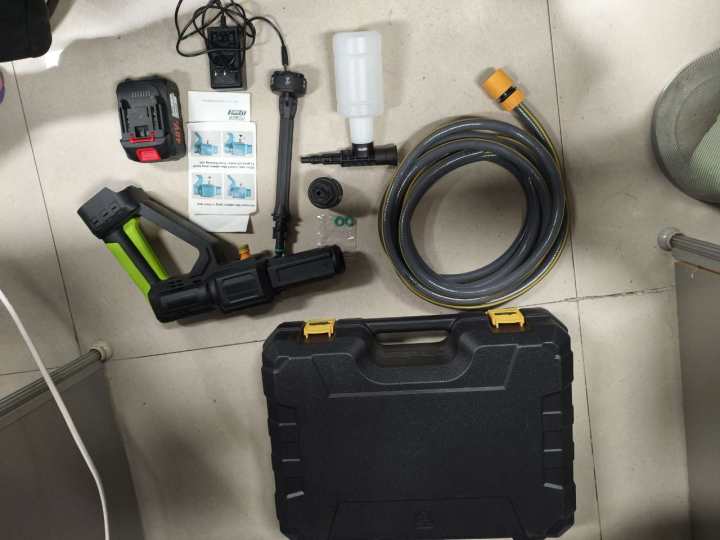 Cordless Pressure Washer 6in1 Nozzle Handheld Car Washer 3 gear Adjustable Water Output LED Light Battery Display for rosso