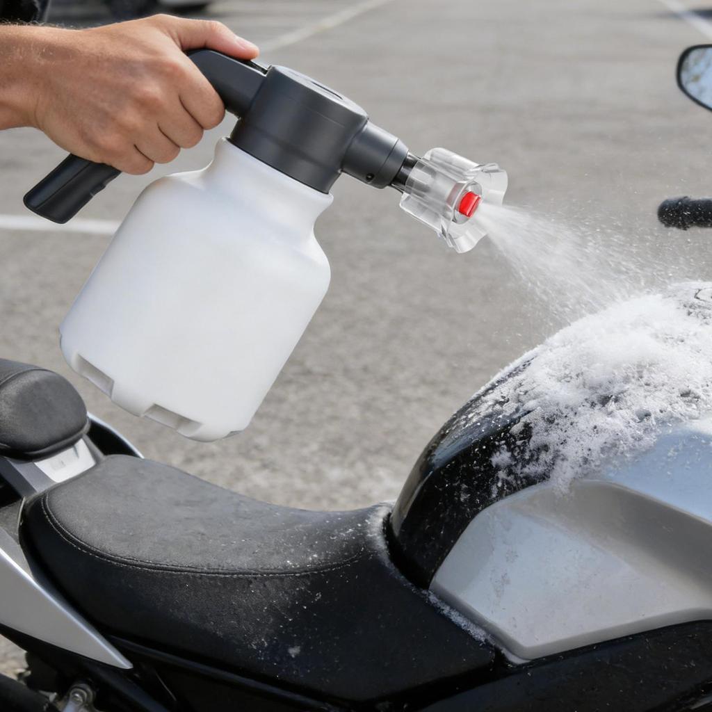 2L Electric Car Wash Foam Sprayer Self-priming Rechargeable Air Pressure Sprayer Auto 75 Degree Fan-shaped Foam Output Bottle