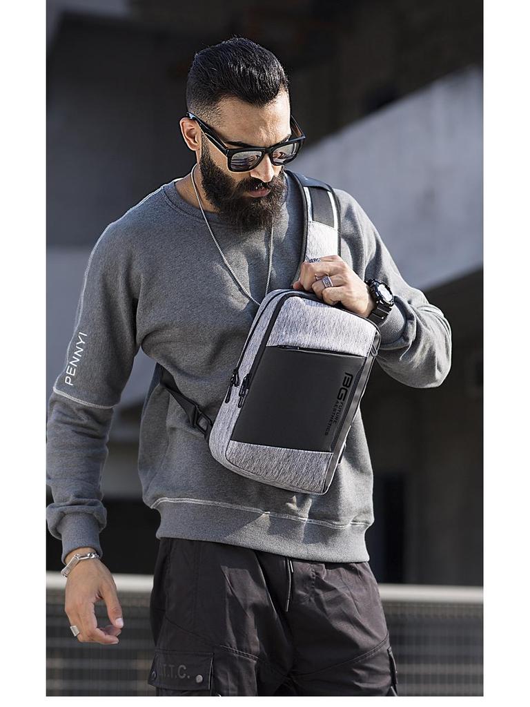 2019 Men's Tech USB Shoulder Bag: Versatile Fashion for Outdoor Sports & Business