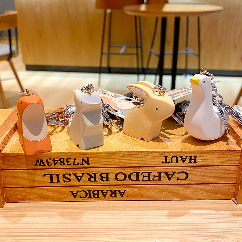 Graceful Minimalist Resin Animal Keychain Doll - Cute Bag Charm for Couples