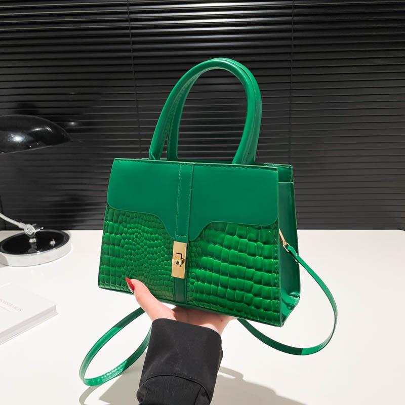 New Crocodile Pattern Splicing Fashionable Solid Color Casual Large Capacity Trend Simple Fashion Crossbody Shoulder Small Square Bag